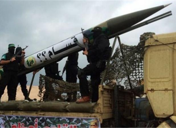 حماس بعد از ۳۰۳ روز جنگ هنوز می‌تواند حملات موشکی انجام دهد