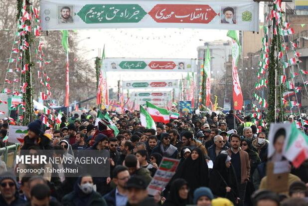 خدمت‌رسانی رایگان مترو و اتوبوس در تهران تا پایان مراسم راهپیمایی امروز