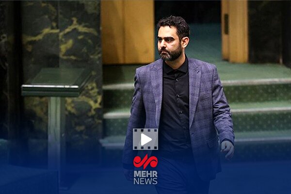 ثابتی: جای اصلی حسن روحانی پشت میله‌های زندان است