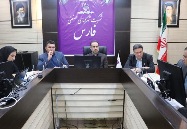 تعیین‌تکلیف ۵۰۳ پرونده سرمایه‌گذاری در فارس/ تلاش برای حمایت از تولید و اشتغال