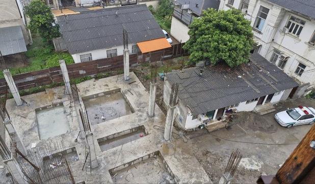 شلیک به قلب تاریخی تنکابن؛ ساخت‌وساز نیروی انتظامی در بنای تاریخی شهربانی!