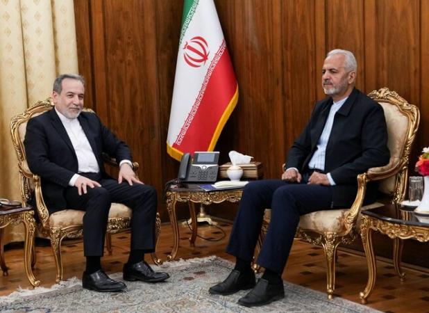 دیدار سرپرست سفارت ایران در کابل با وزیر امور خارجه