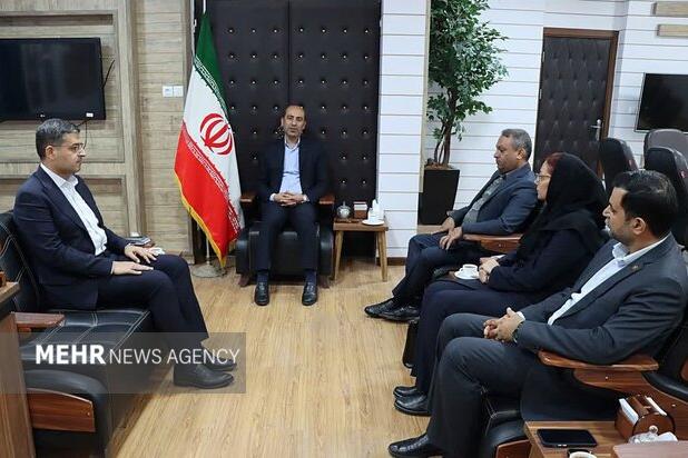 فرماندار دشتی: بانک‌ها از اشتغال‌ و نیروگاه‌های خورشیدی حمایت کنند