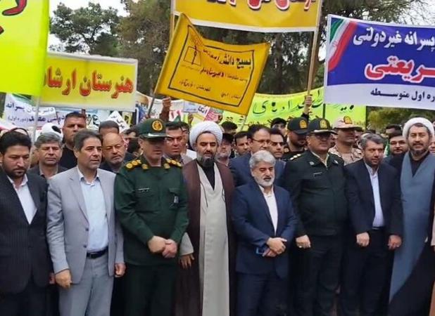 مردم پارس آباد یکصدا فریاد استکبارستیزی سر دادند