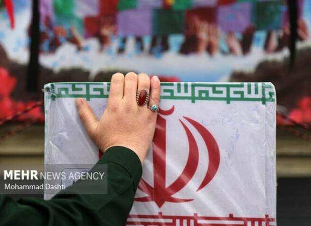 شهدا حق بزرگی بر گردن ما دارند