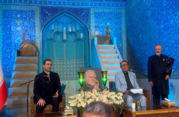 غزل‌سرایی سیدحمیدرضا برقعی در بزرگداشت استاد محمود فرشچیان