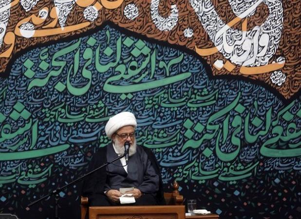 حضرت معصومه(س)محور نشر علوم دینی و الگوی زنان مؤمن در جامعه اسلامی است