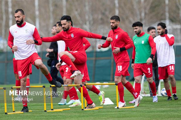 قلعه‌نویی برخلاف کی‌روش عمل می‌کند/ لطمه‌ای که تیم ملی خورده است