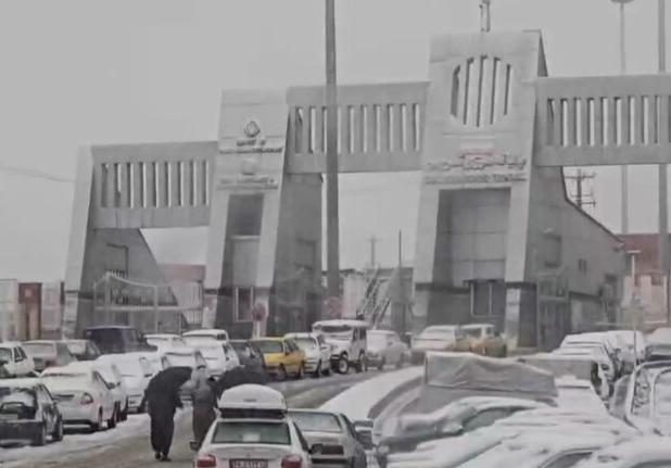 تردد مرزنشینان از مرز تمرچین ۳ روز تعطیل شد