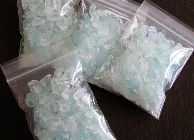 کشف بیش از ۳۲ کیلوگرم شیشه در ساوجبلاغ ‌