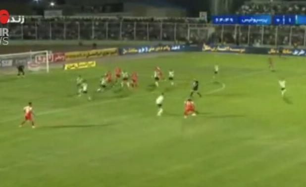 تصاویری از گل اول پرسپولیس توسط فرشاد احمدزاده