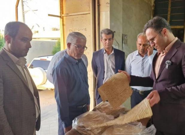 فرماندار تنگستان: قانون و ضوابط صنفی در نانوایی‌های دلوار رعایت شود