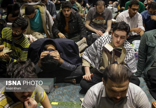 آغاز نام‌نویسی اعتکاف دانشگاهیان علوم پزشکی شیراز