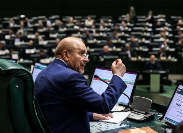 ماموریت قالیباف برای پیگیری موضوع لغو قرارداد کار معین کارکنان دولت در مجلس 