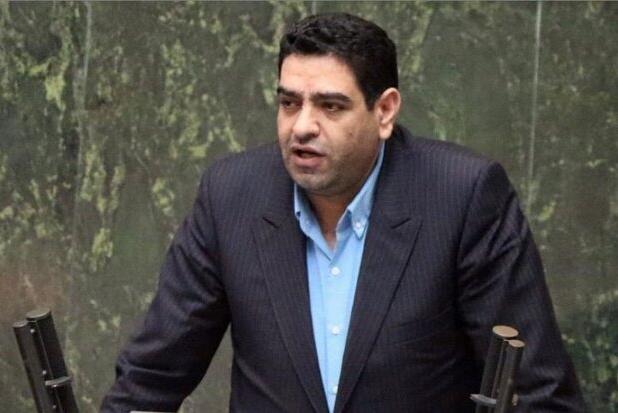 اجرای برنامه نباید تحت تأثیر نگاه‌های سیاسی قرار گیرد