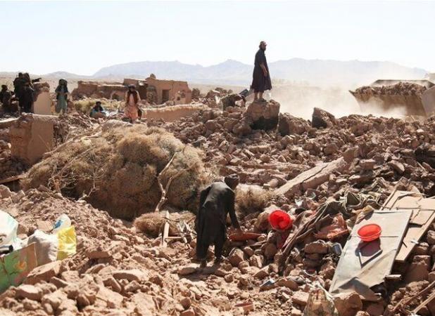 اسکان 6000 زلزله‌زده در 8 اردوگاه اضطراری