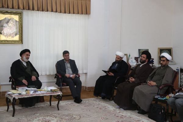 زمینه جذب جوانان به برنامه‌های قرآنی فراهم شود