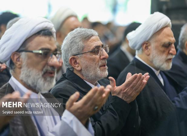 تصاویری از سردار قاآنی و اژه‌ای در نماز عید قربان