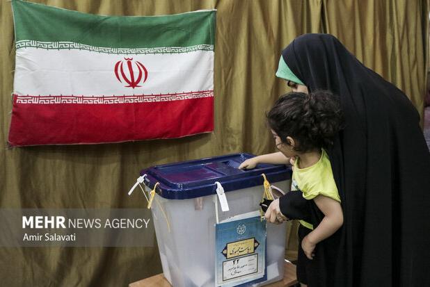 ۱۳۷ هزار رای مردم استان سمنان در سبد «جلیلی»/ «پزشکیان» دوم شد