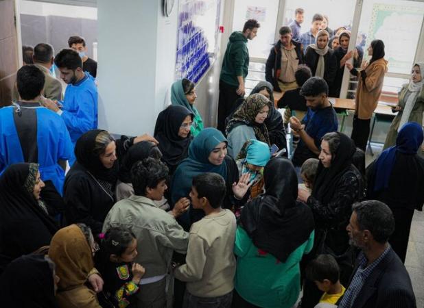 ارائه خدمات درمانی رایگان به ۷۰۰ نفر در مناطق محروم