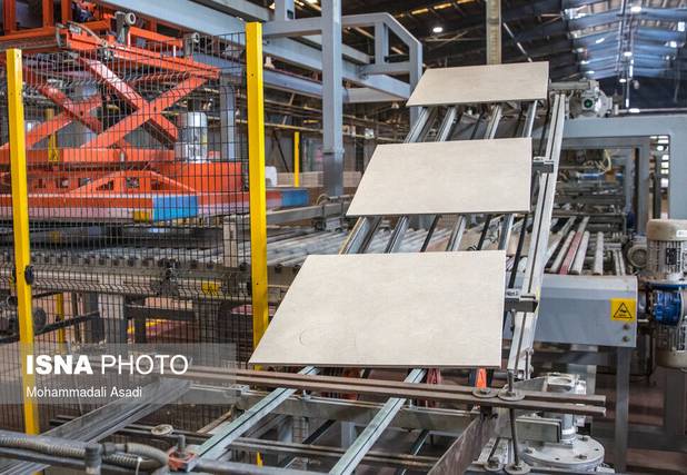 افتتاح ۴۲ واحد صنعتی و معدنی کرمانشاه در دهه فجر