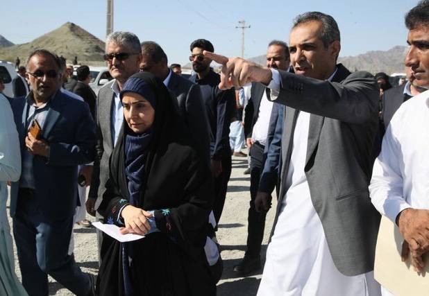 بازدید وزیر راه و شهرسازی از پروژه‌ ملی راه آهن چابهار- زاهدان