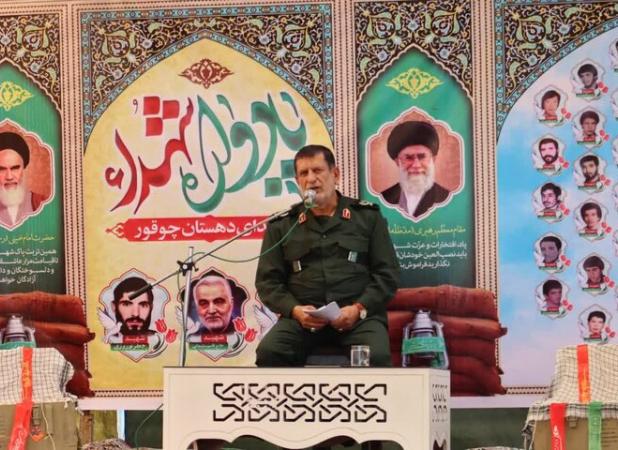 انقلاب اسلامی ابهت ابرقدرت‌ها را شکست