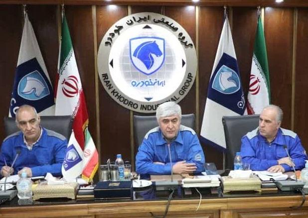 تعدیل فضای موهوم علیه خودروسازی با کار و تلاش
