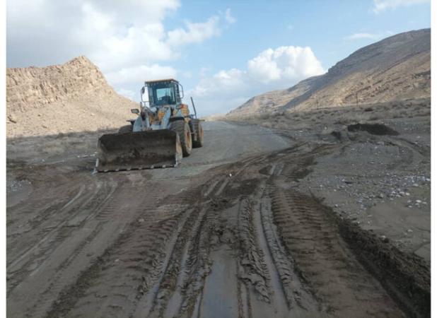 برقراری تردد و بهسازی در محور فارغان – احمدی شهرستان حاجی‌آباد