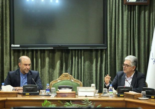 تأکید معاون وزیر راه و شهرسازی بر یکپارچه‌سازی و تعیین‌تکلیف طرح‌های پیرامون حرم رضوی