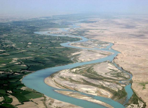 افغانستان رودخانه هیرمند را منحرف می‌کند