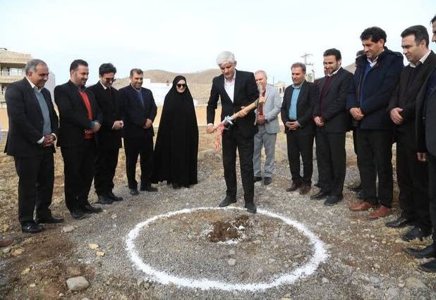 با حضور معاون استاندار لرستان؛ فاز دوم پارک بانوان شهرستان سلسله کلنگ‌زنی شد