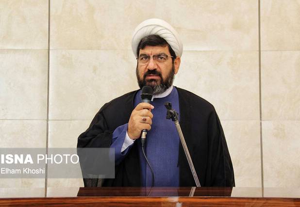 امام جمعه ابهر: بی‌توجهی به مردم، ضربه به اعتماد عمومی است