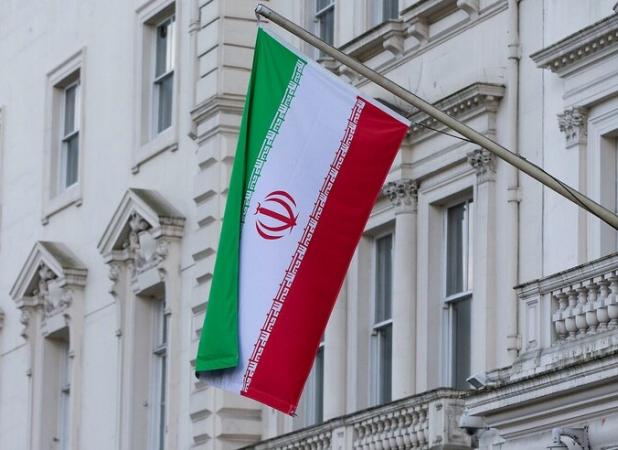 واکنش دفتر حفاظت منافع ایران در واشنگتن به اخراج پناهجویان ایرانی