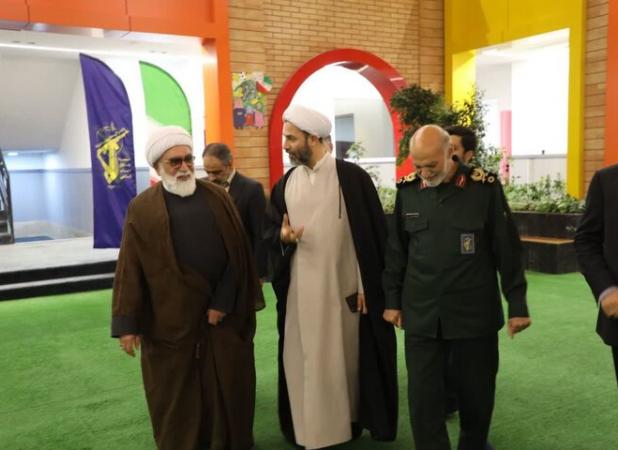 مروی: سپاه الگویی برای سرعت و کیفیت در ساخت مدارس است