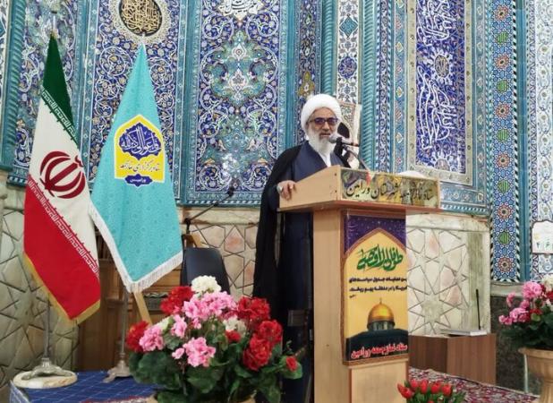 زمین مصلای ورامین تعیین شده است