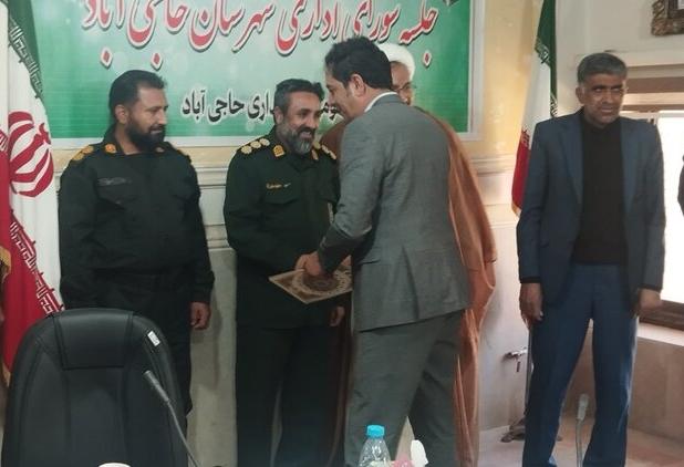 معاون فرماندار حاجی آباد و بخشدار فارغان معارفه شدند