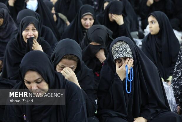 اقامه نماز و طواف پیکر سپهبد شهید حسین سلامی در حرم عبدالعظیم حسنی