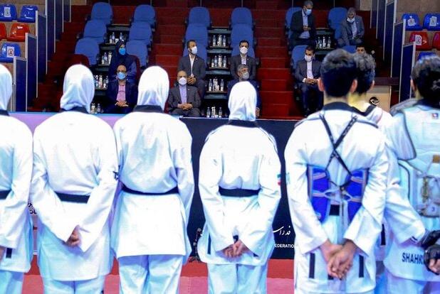 جلسه سرپرستان و مربیان برگزار شد/ انجام قرعه‌کشی تکواندوکاران