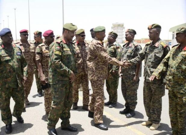 عبدالفتاح البرهان: ارتش مصمم به شکست شورشیان است