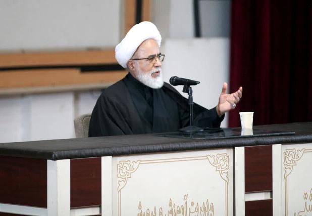 انسان بسیجی خود را نسبت به جامعه مسئول می‌داند