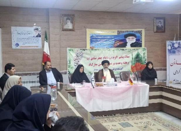 عشق به پیامبر رحمت مهمترین جلوه وحدت در کردستان است