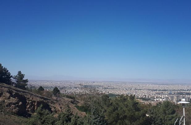 هوای اصفهان و ۵ شهر مجاور قابل قبول است؛ مه‌دود پدیده غالب هوا