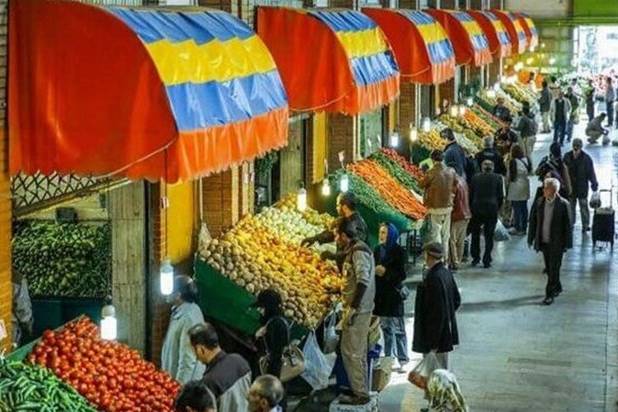 نبود بازارچه‌های شهری مناسب از مشکلات اساسی اهواز است/ نظارت ۷ تیم بر قیمت و عرضه کالا