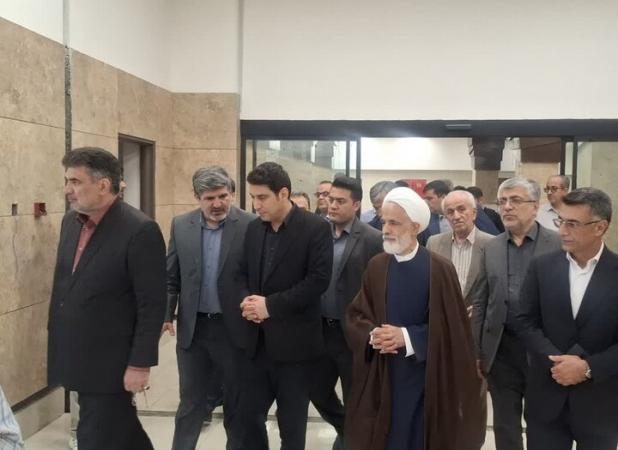 تکمیل تالار مرکزی سنندج پیگیری می‌شود