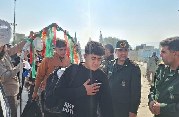 کاروان راهیان نور دانش‌آموزان کازرونی اعزام شد