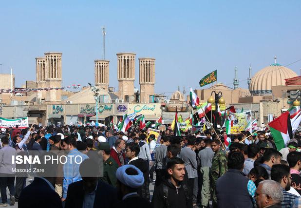 آغاز مراسم یوم‌الله ۱۳ آبان در یزد/ استاندار: ۱۳ آبان یادآور رسوایی همیشگی آمریکا در برابر ملت ایران است