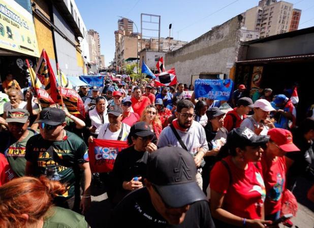 اعتراضات سراسری در ونزوئلا علیه اقدامات آمریکا در منطقه کارائیب