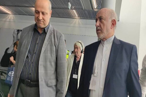 استقبال سفیر ایران در پاریس از گروه دوم کاروان «خادم الرضا»