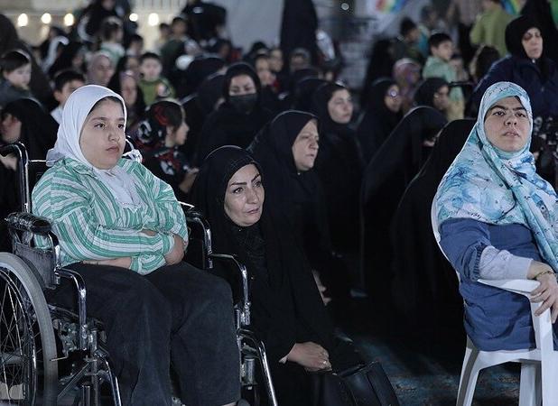 تجلیل رئیس حوزه قضایی اصلاندوز از مادران دارای فرزند معلول